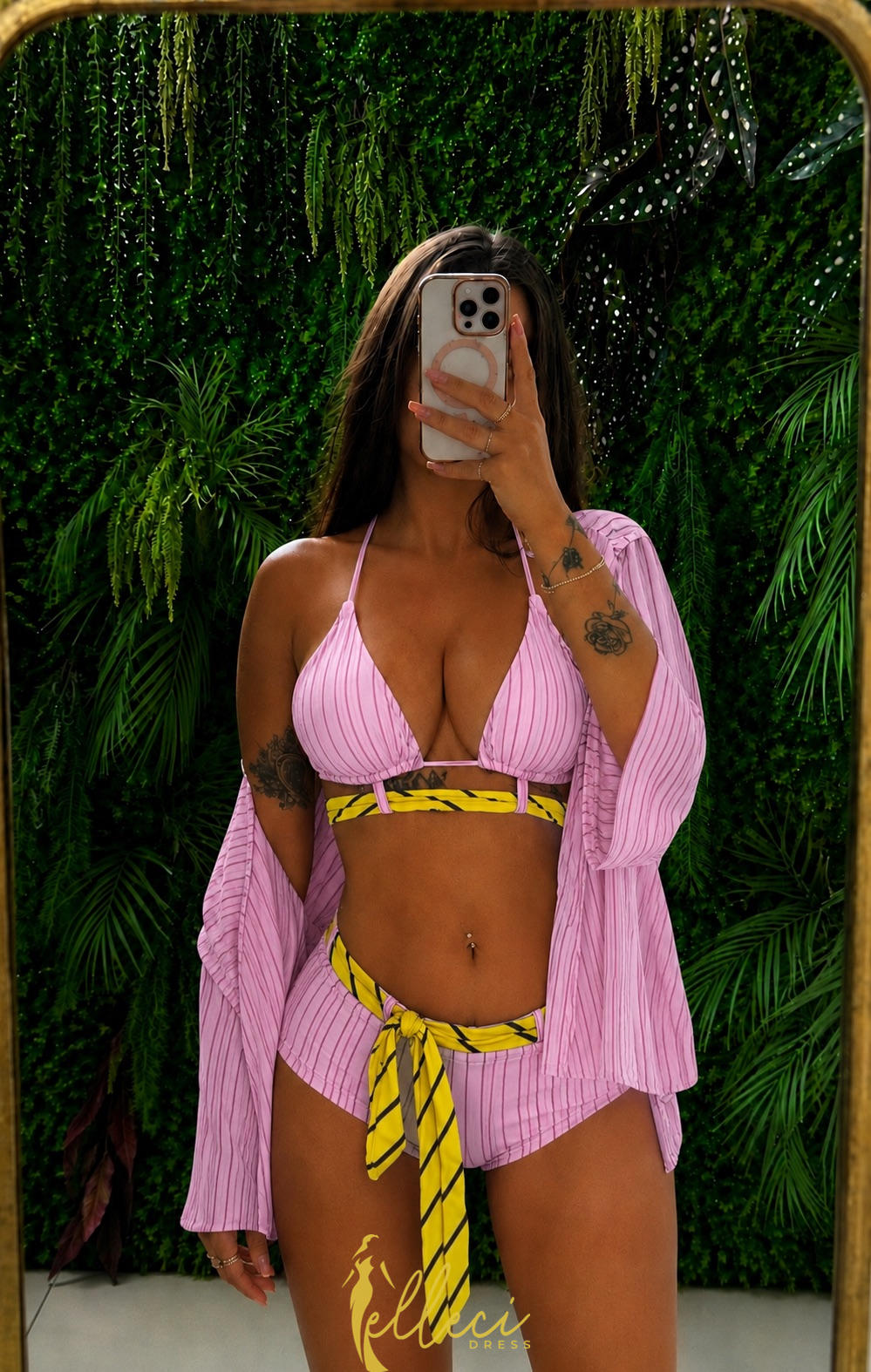 COSTUME BAHAMAS
